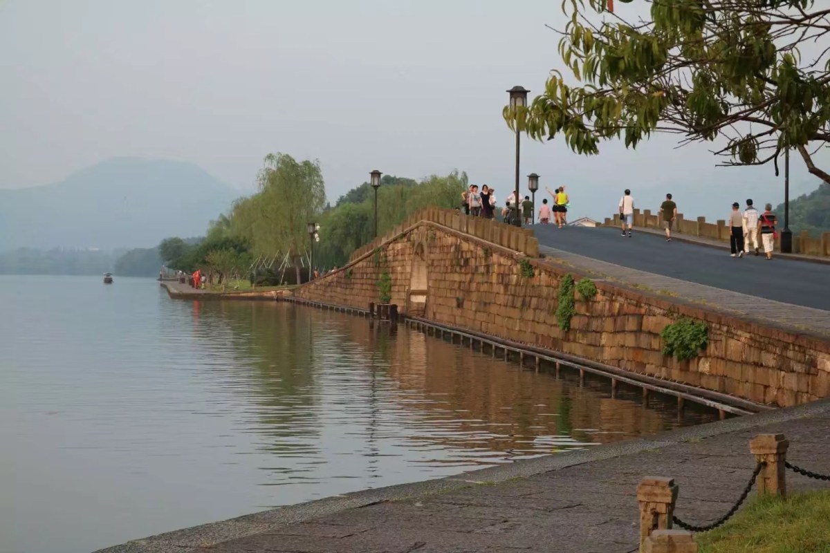 j%mbnkburge%vzlr69ngbq