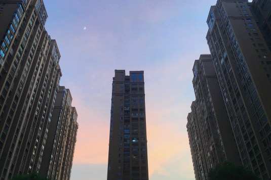 CA88DCFB-2E5D-485D-A47C-076C5612245F